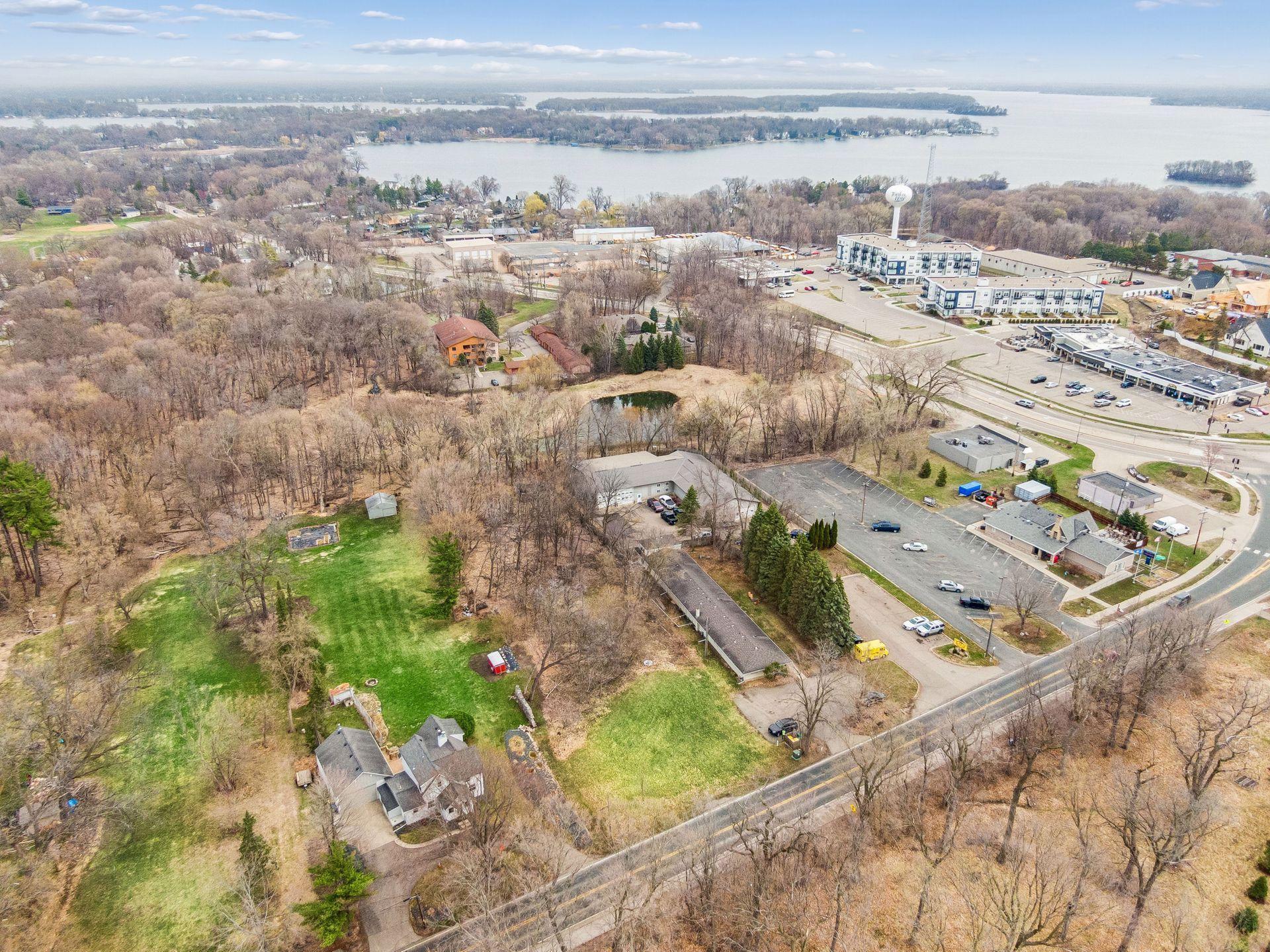24560 Smithtown Road