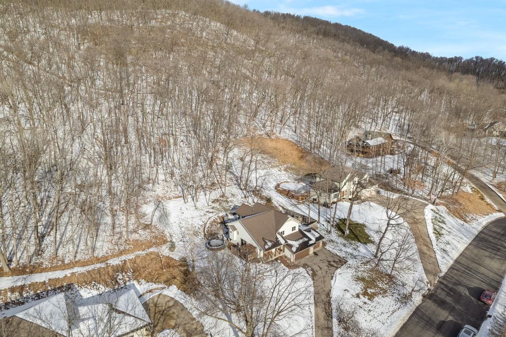 Photo of 134 Mc Intosh Road E, La Crescent, MN 55947 (MLS # 7018337)