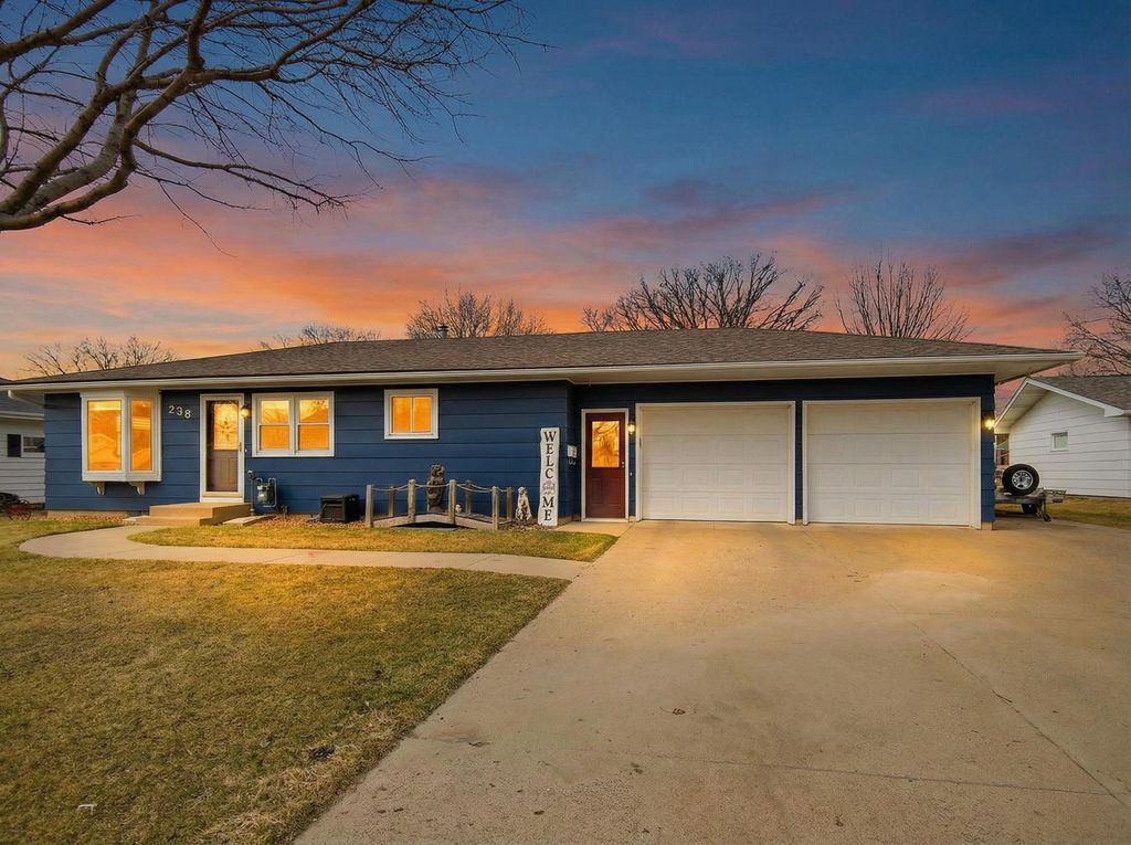 Photo of 238 13th Street SW, Owatonna, MN 55060 (MLS # 7042852)