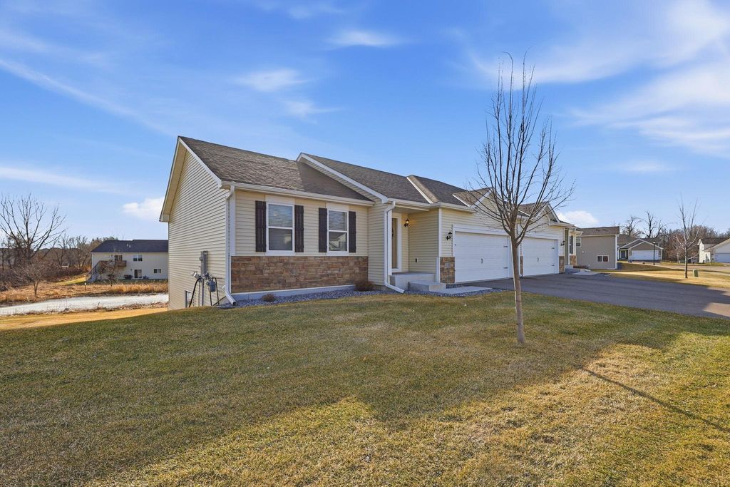 Photo of 1108 Natalie Avenue, Montrose, MN 55363 (MLS # 7036772)