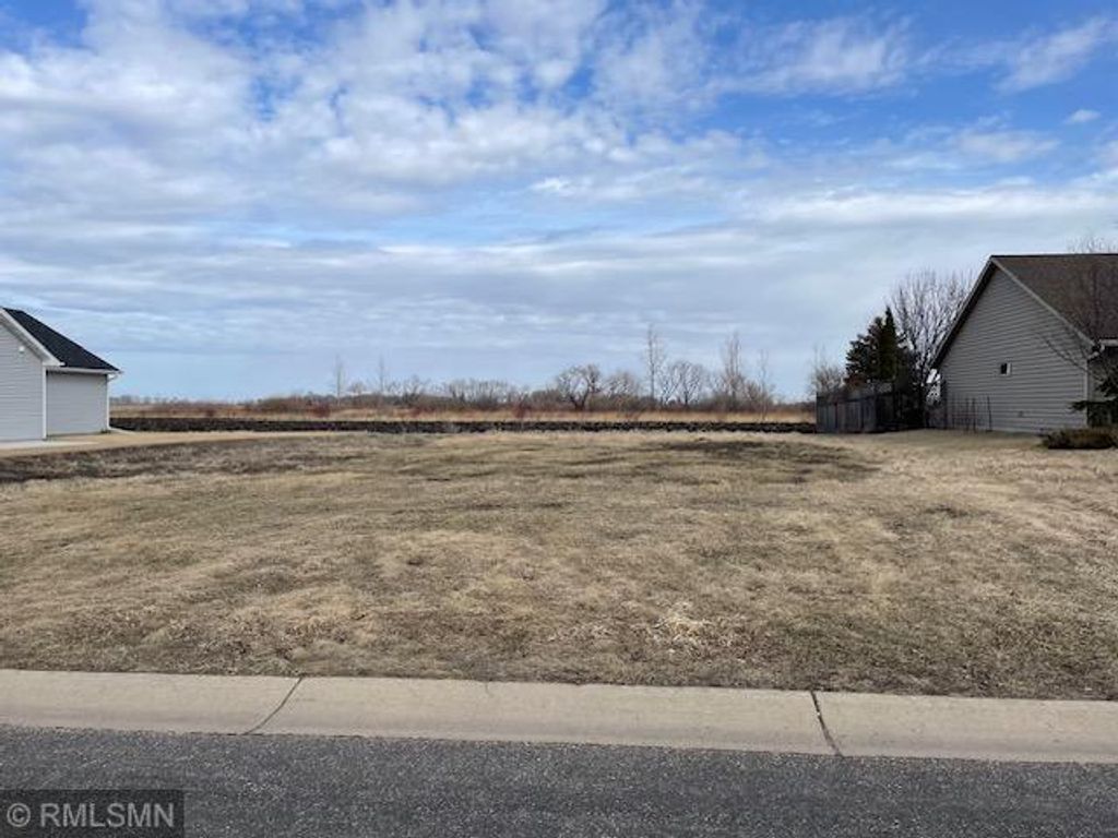 Photo of 401 20th Street W, Glencoe, MN 55336 (MLS # 7035437)