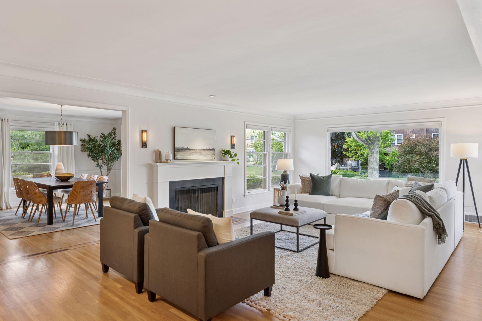1700 W 26th Street