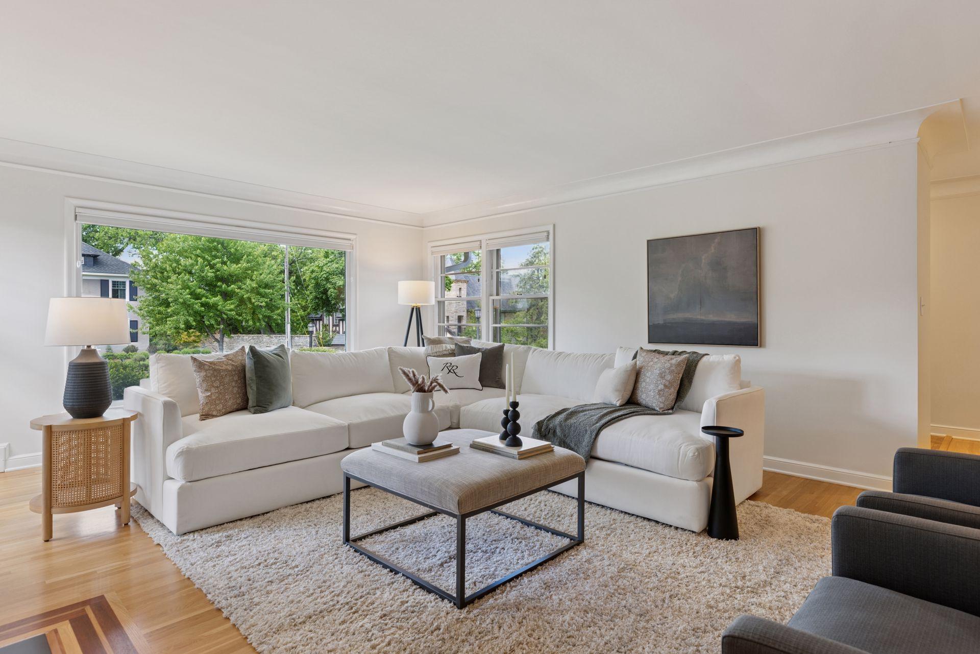 1700 W 26th Street