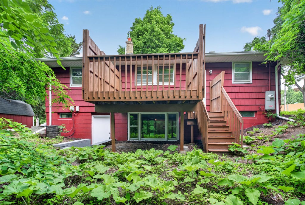 Photo of 558 Arlington Avenue E, Saint Paul, MN 55130 (MLS # 7085622)