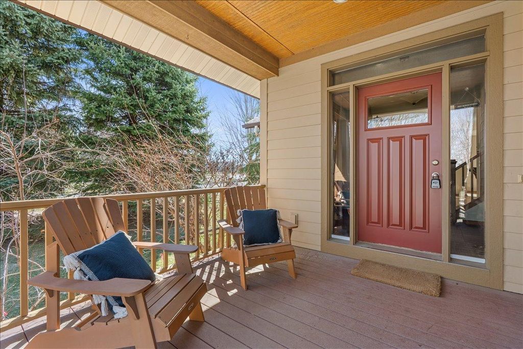 Photo of 16931 E Lake Drive, Lakeville, MN 55044 (MLS # 7081344)