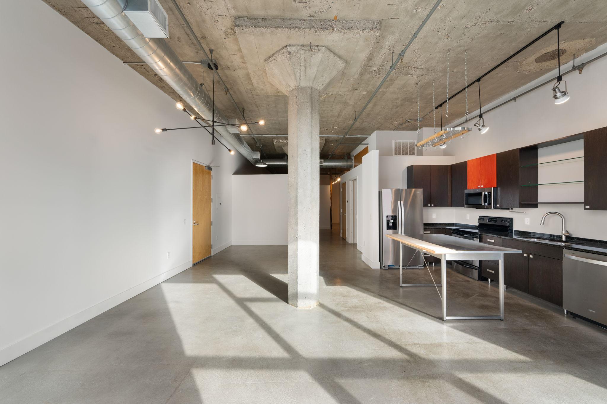 718 Washington Avenue N 502