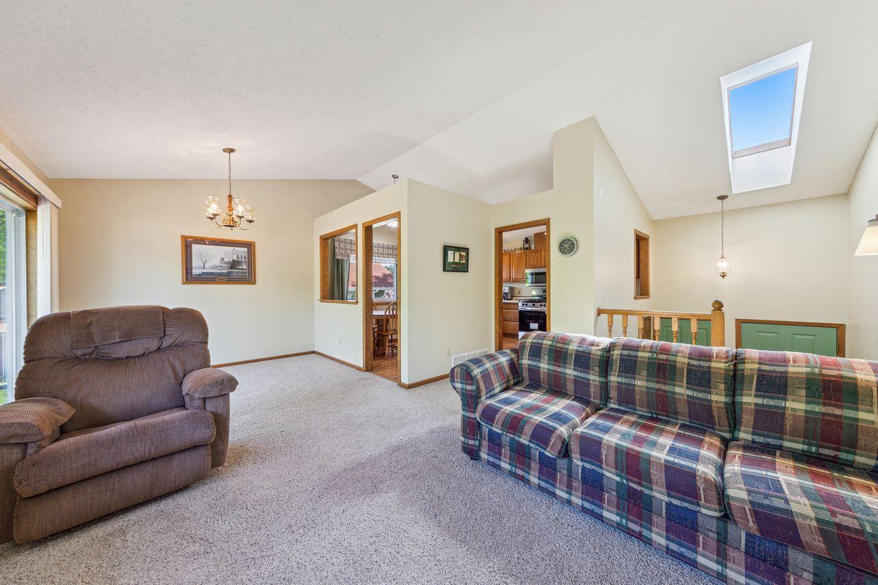 3865 Westbury Lane
