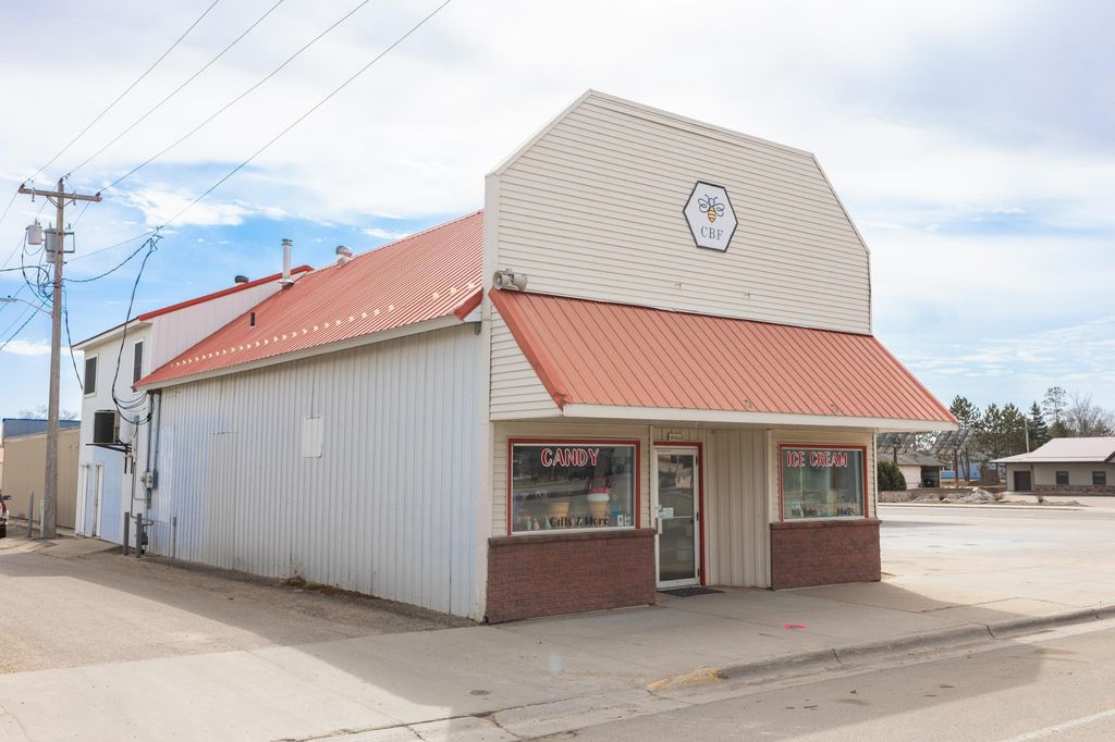 Photo of 16 Main Street SE, Menahga, MN 56464 (MLS # 7045905)