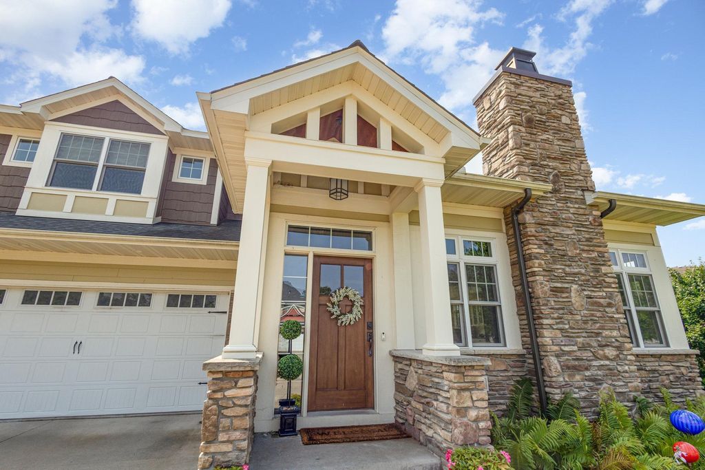 Photo of 8851 67th Street Bay S, Cottage Grove, MN 55016 (MLS # 7018858)