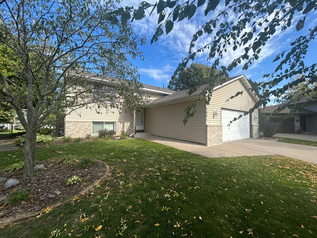 Photo of 7661 Homestead Court S, Cottage Grove, MN 55016 (MLS # 7147832)