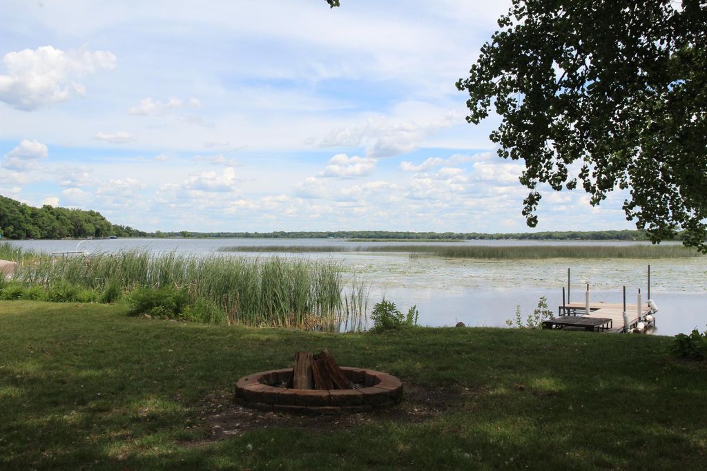 Photo of 10538 Montgomery Avenue NW, Annandale, MN 55302 (MLS # 7093219)