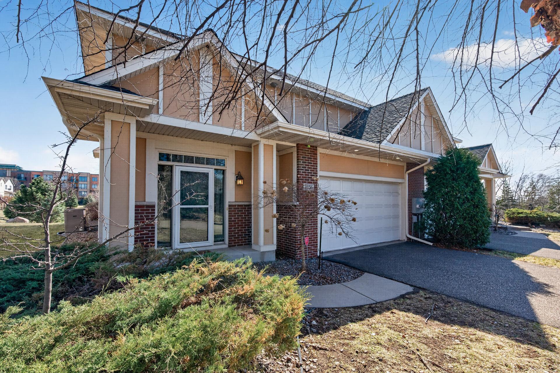 4856 Grandview Court NE