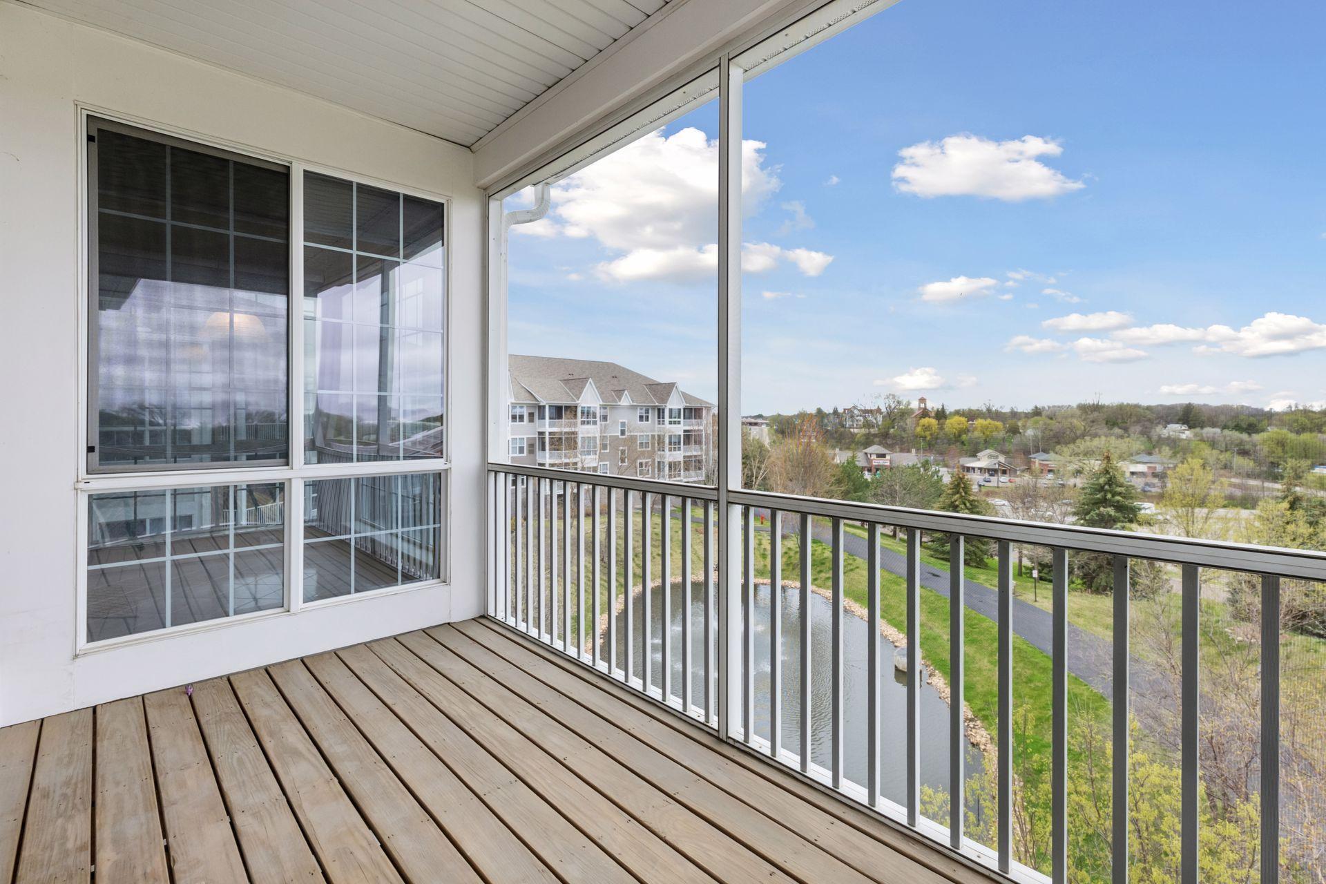 100 Clydesdale Trail 305