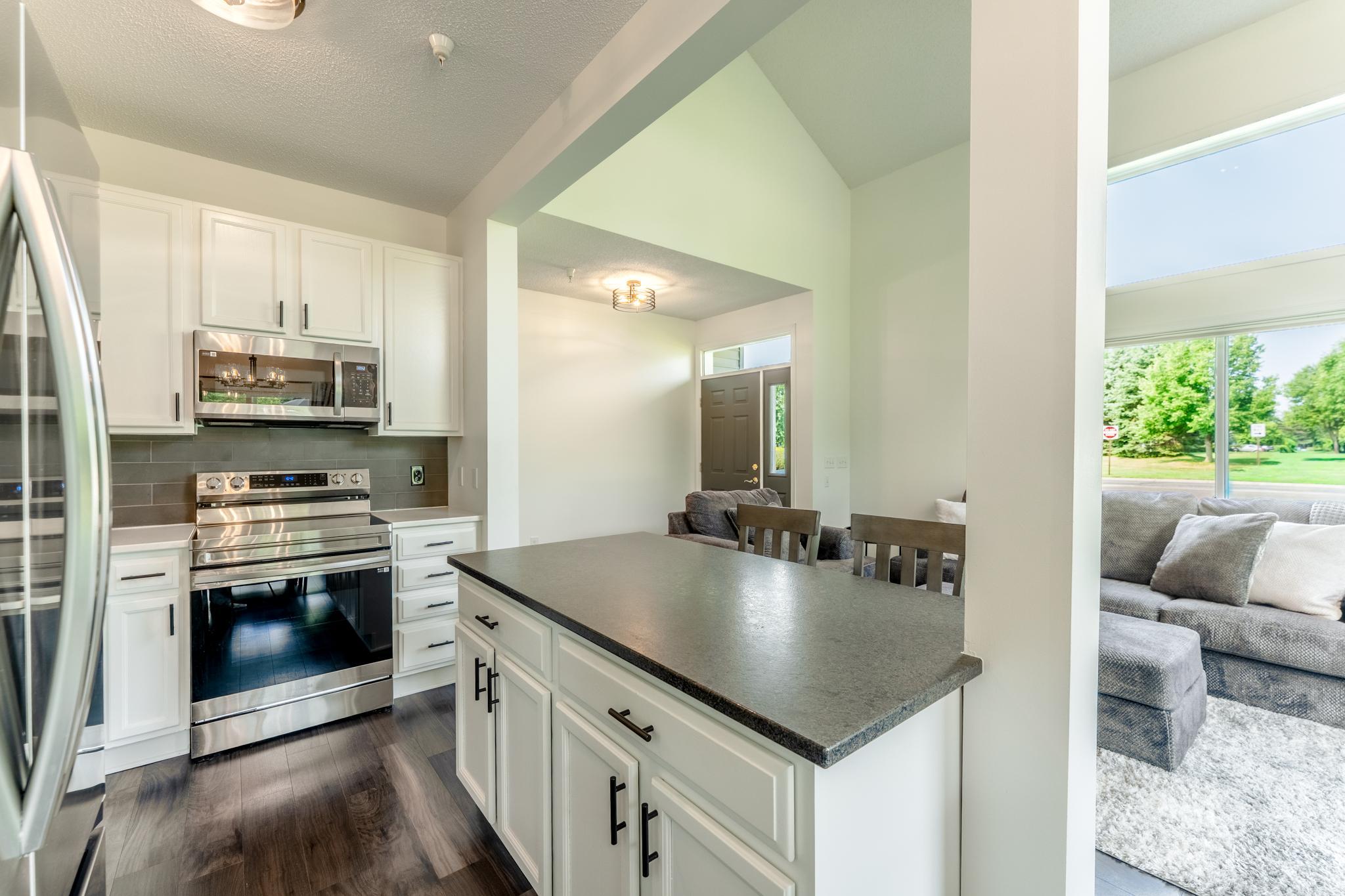 3539 Abercrombie Lane