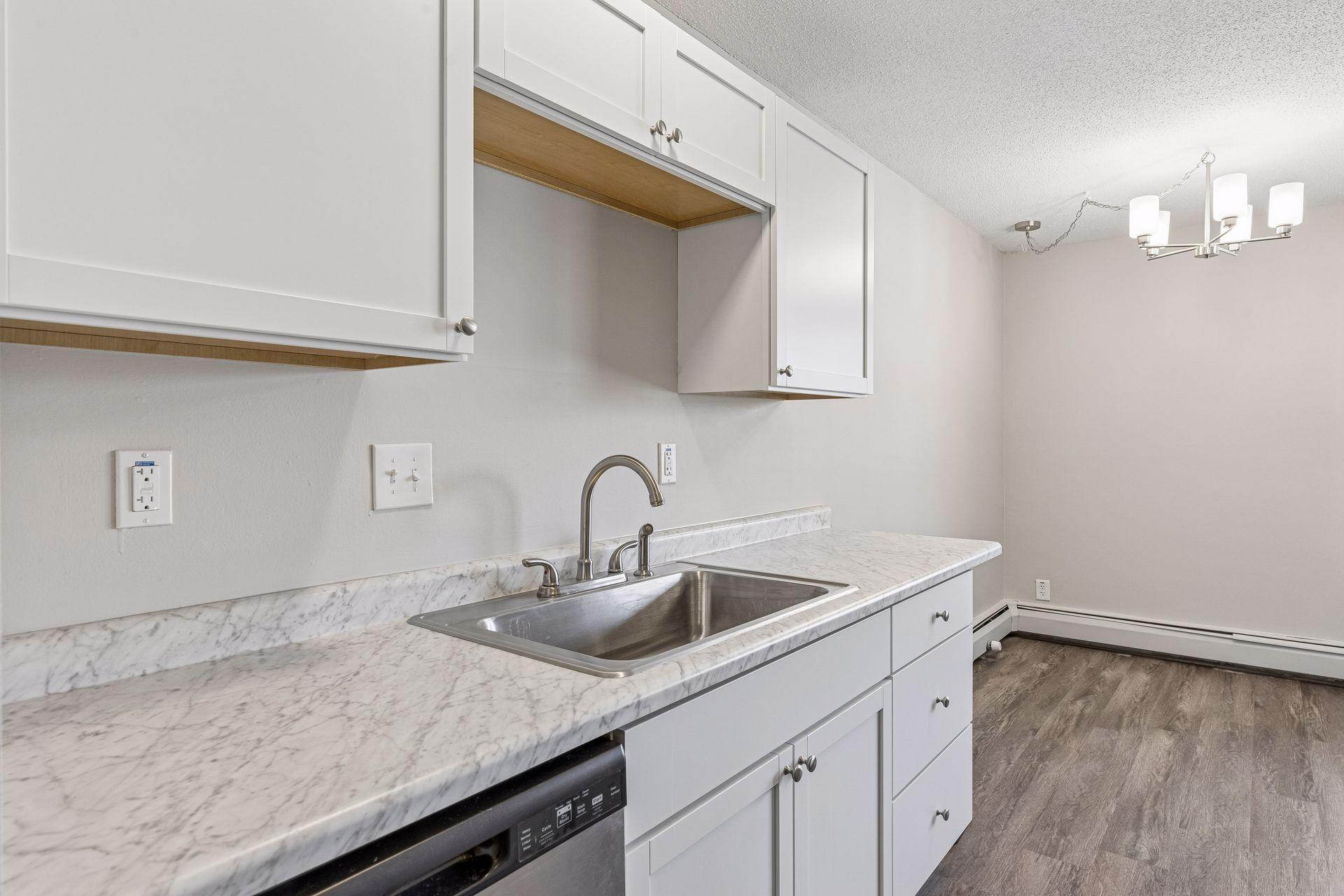 926 Westbrooke Way 8