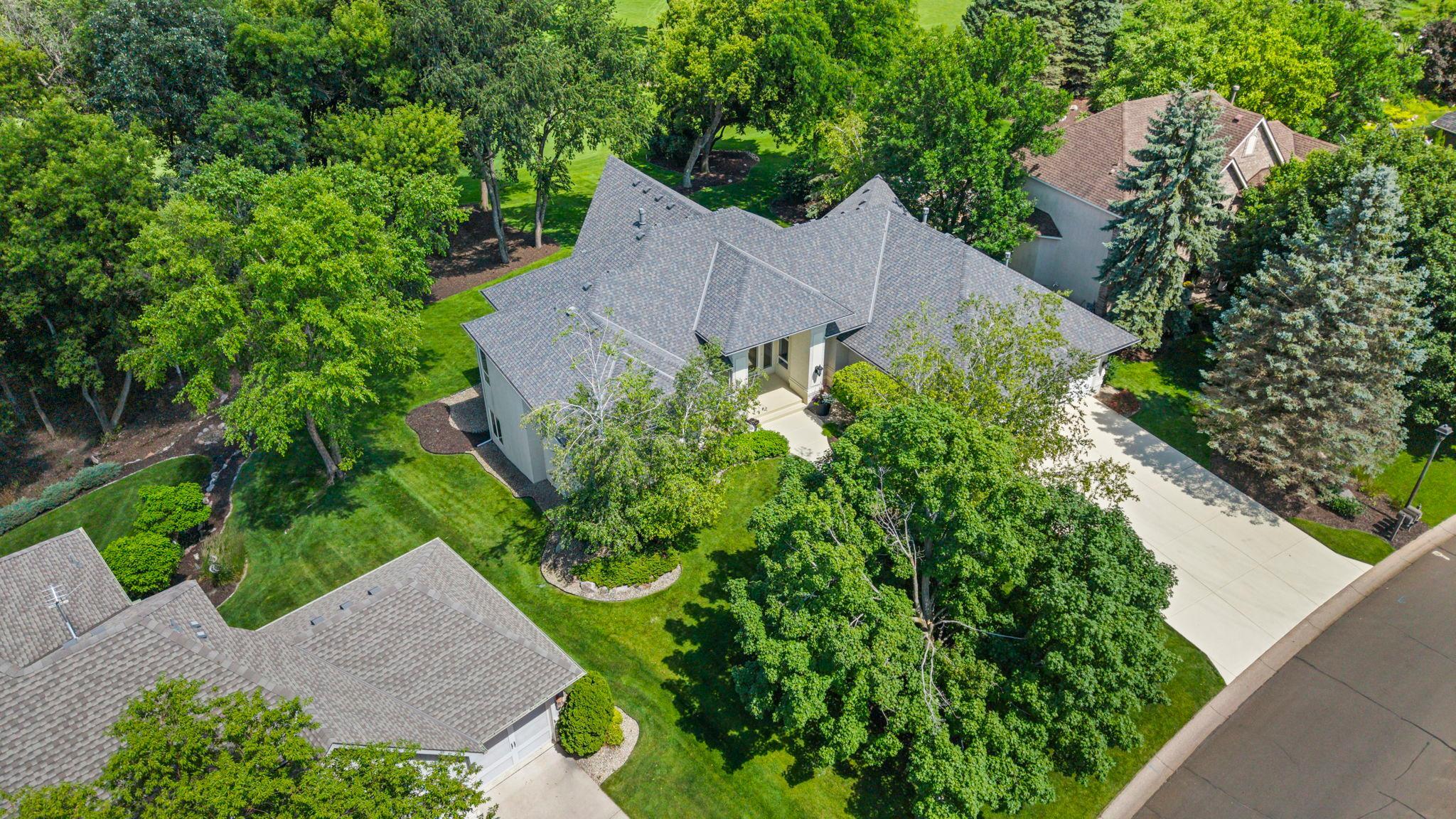 6985 Howard Lane