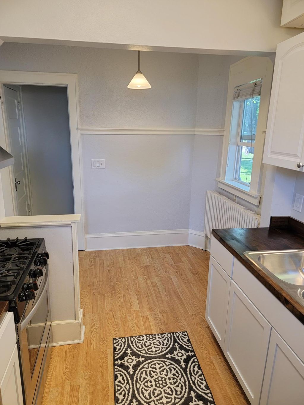 Photo of 258 Macalester Street, Saint Paul, MN 55105 (MLS # 7035891)