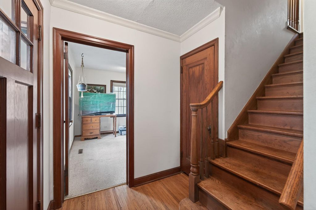 Photo of 10545 Humboldt Avenue S, Bloomington, MN 55431 (MLS # 7053404)