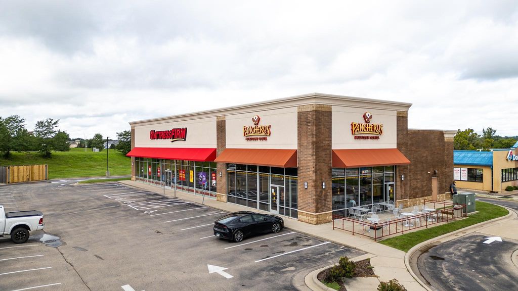 Photo of 4107 E Frontage Road NW, Rochester, MN 55901 (MLS # 7001232)