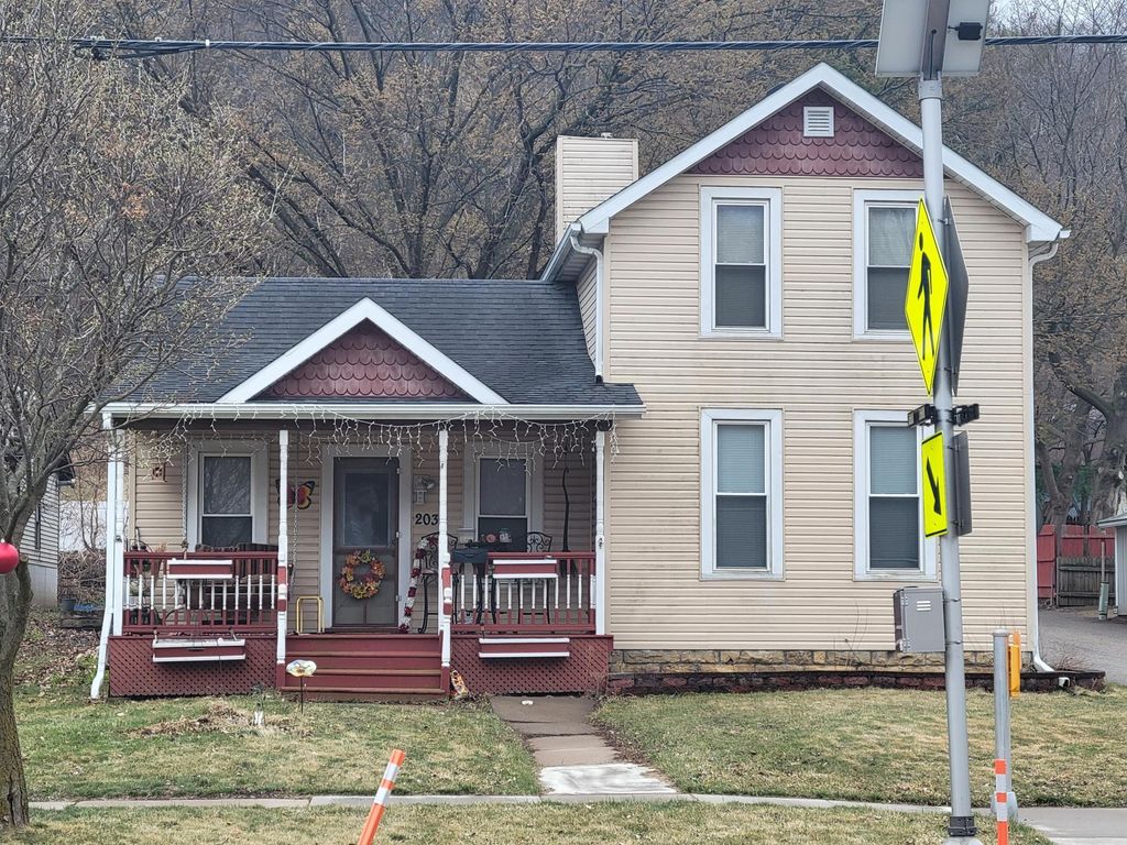 Photo of 203 E 7th Street, Red Wing, MN 55066 (MLS # 7053751)