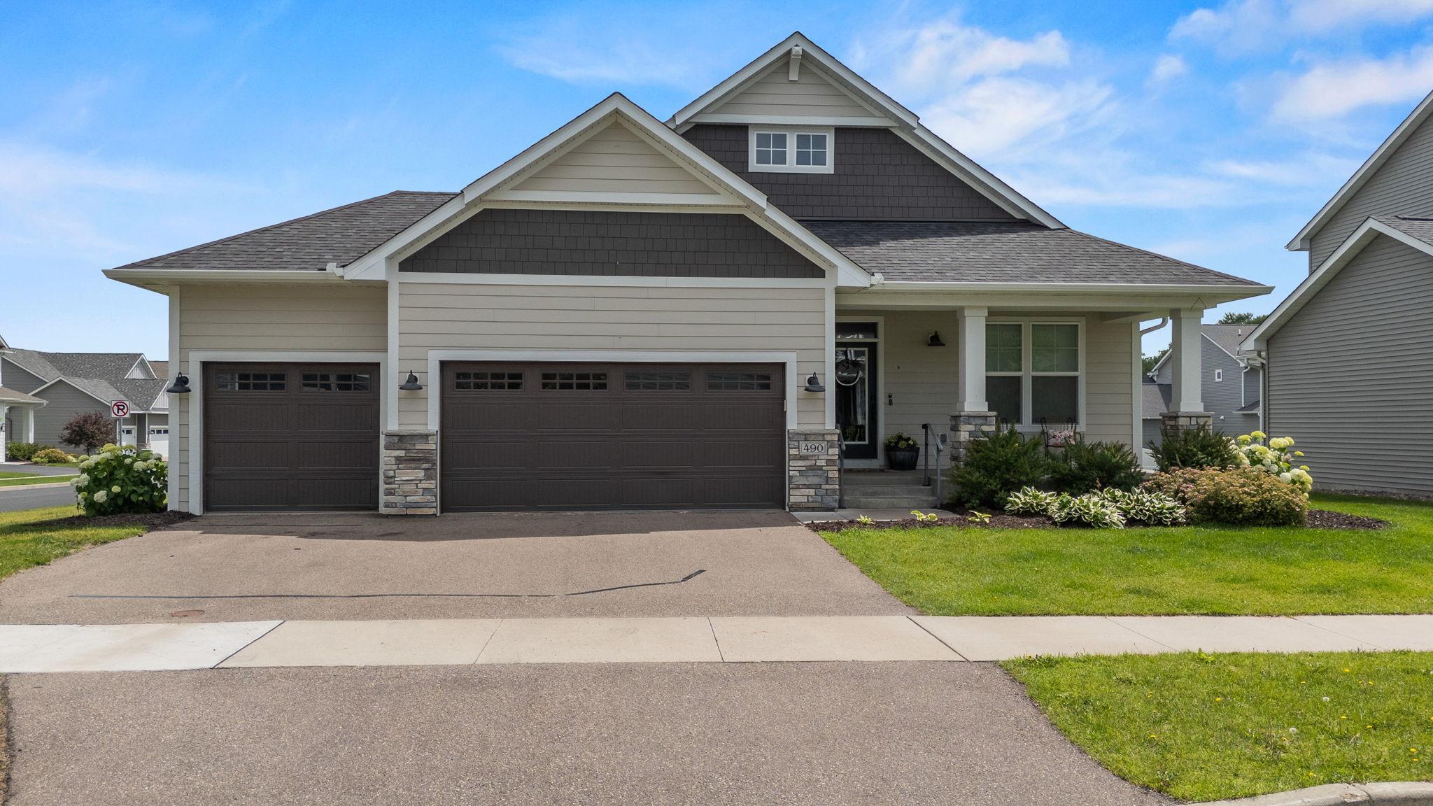 490 Elizabeth Way