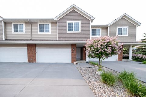 20153 Homefire Way Lakeville MN 55044