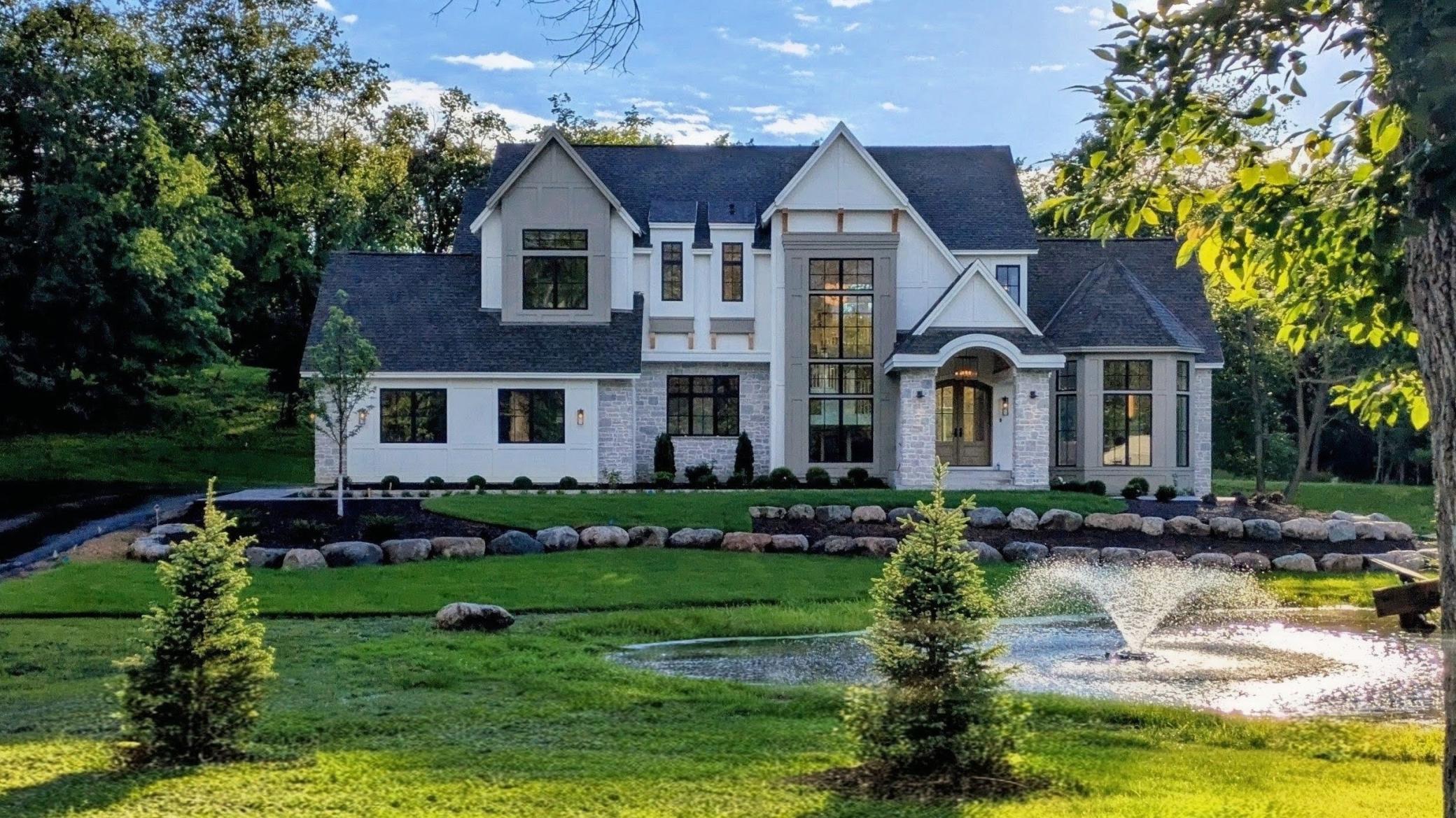 285 North Shore Drive