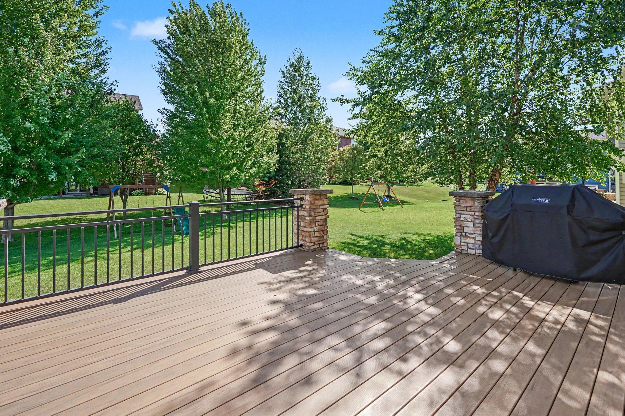 3476 Sawgrass Trail W
