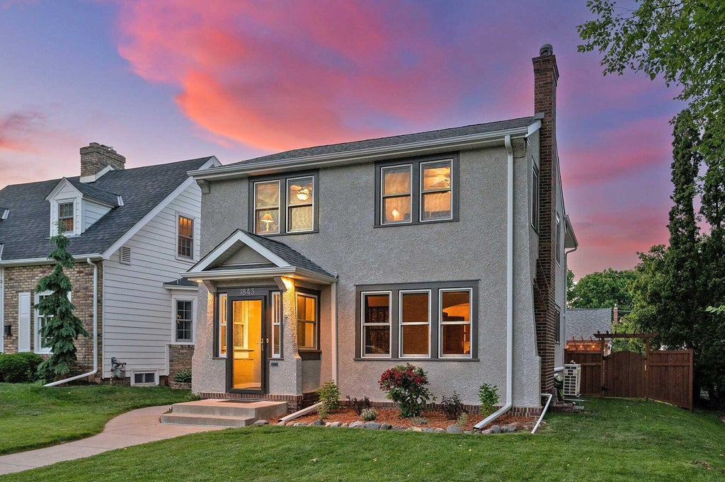 Photo of 1843 Wellesley Avenue, Saint Paul, MN 55105 (MLS # 7085876)