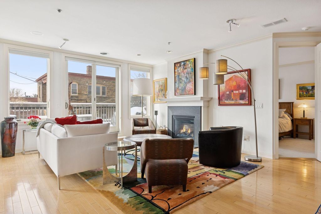 Photo of 700 Grand Avenue #204, Saint Paul, MN 55105 (MLS # 7025697)