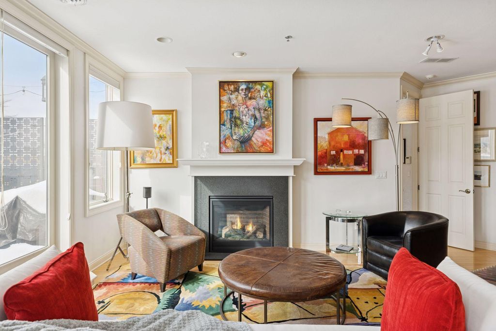 Photo of 700 Grand Avenue #204, Saint Paul, MN 55105 (MLS # 7025697)