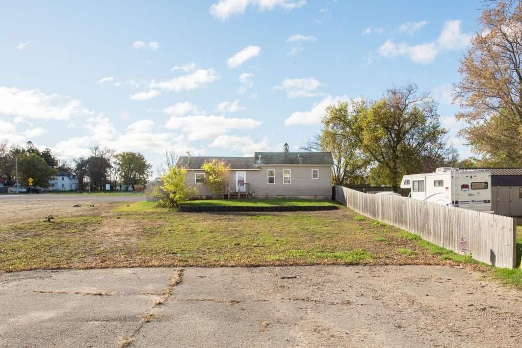 Photo of 150 Western Avenue, Nelson, MN 56355 (MLS # 7161239)
