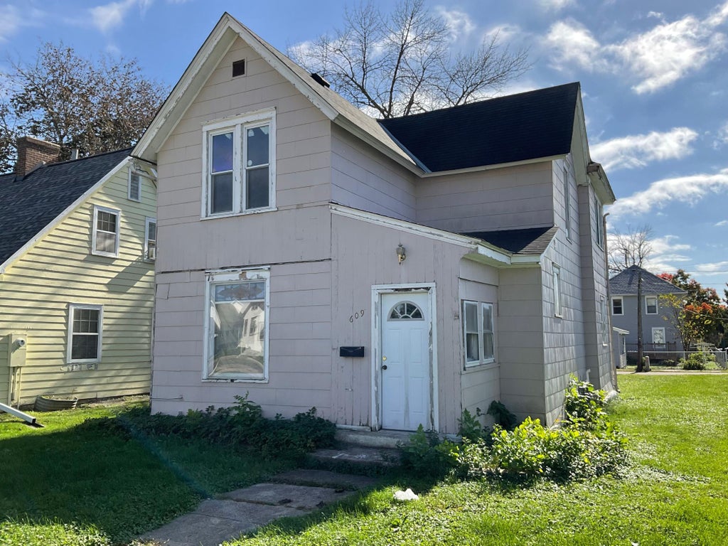 Photo of 609 1st Avenue SW, Austin, MN 55912 (MLS # 7161085)