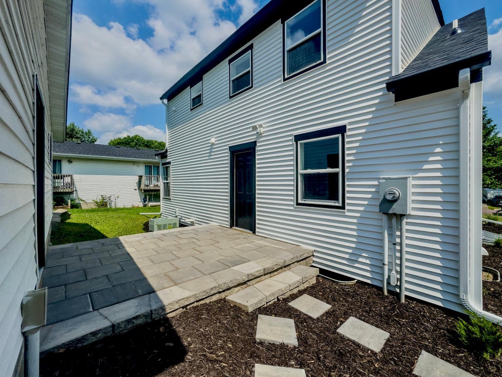 Photo of 1110 Washington Avenue, Saint Peter, MN 56082 (MLS # 7102723)