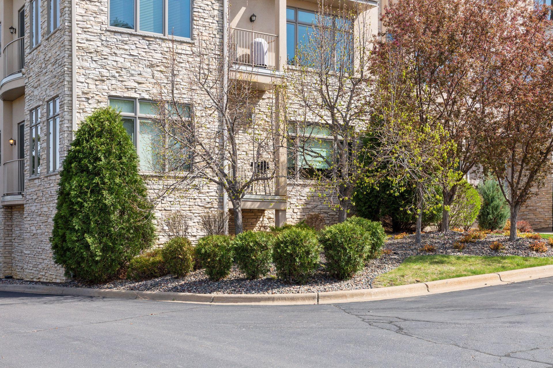 555 Oak Ridge Place 150