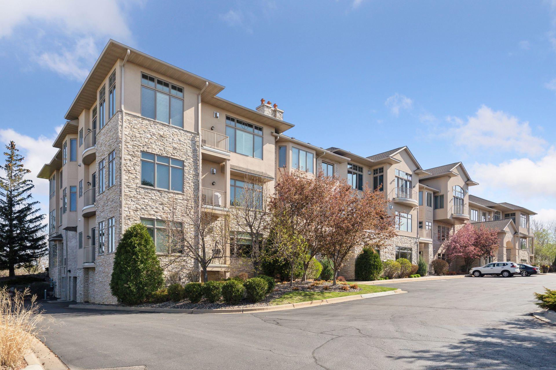 555 Oak Ridge Place 150