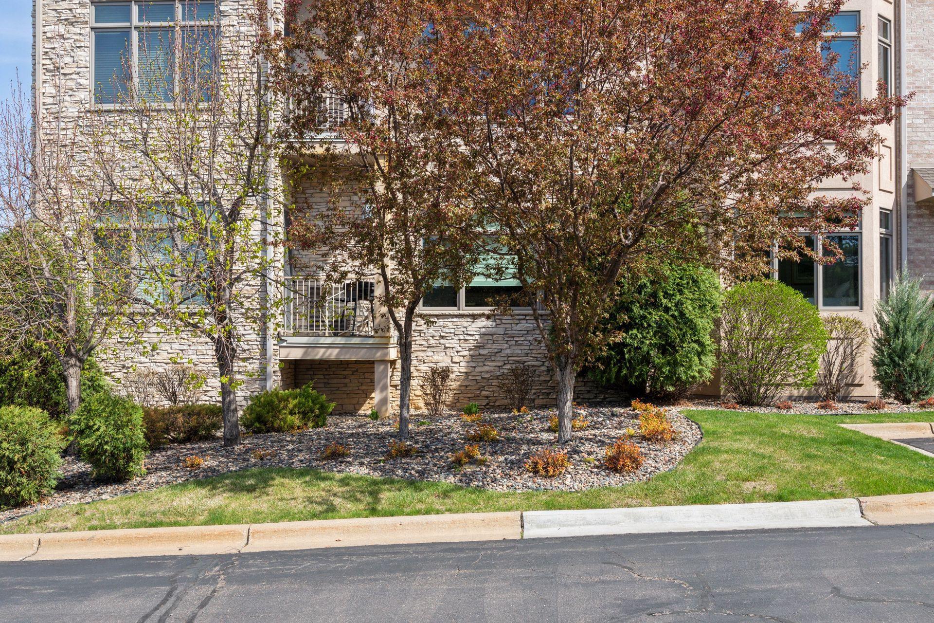 555 Oak Ridge Place 150