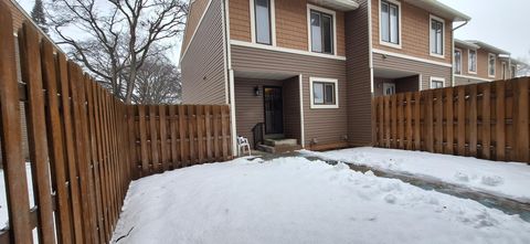 1869 County Road E E White Bear Lake MN 55110