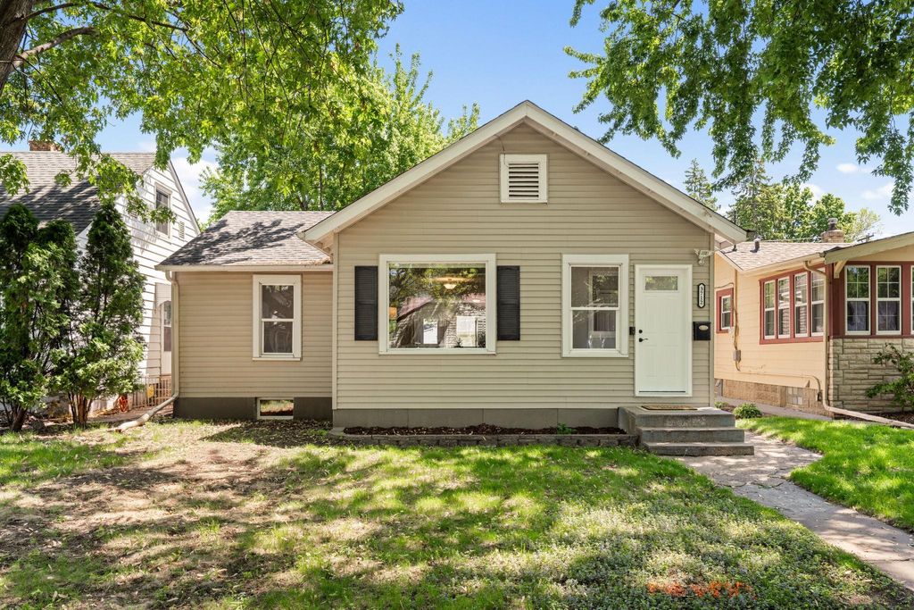 Photo of 3712 Orchard Avenue N, Robbinsdale, MN 55422 (MLS # 7081517)