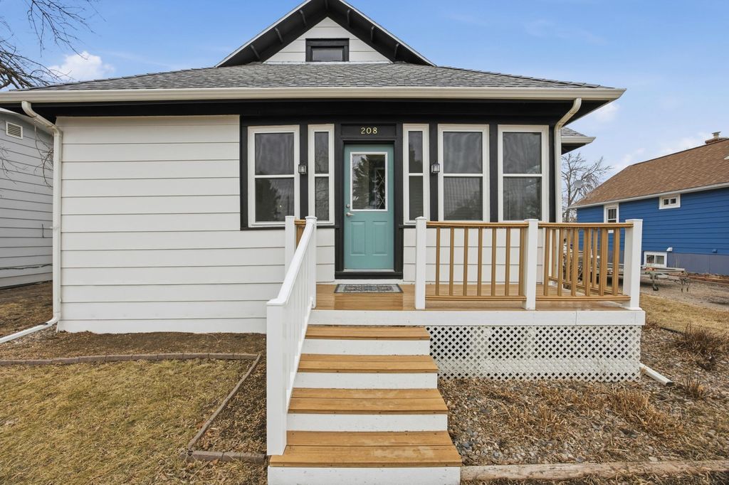 Photo of 208 1 Avenue SE, Dilworth, MN 56529 (MLS # 7041173)