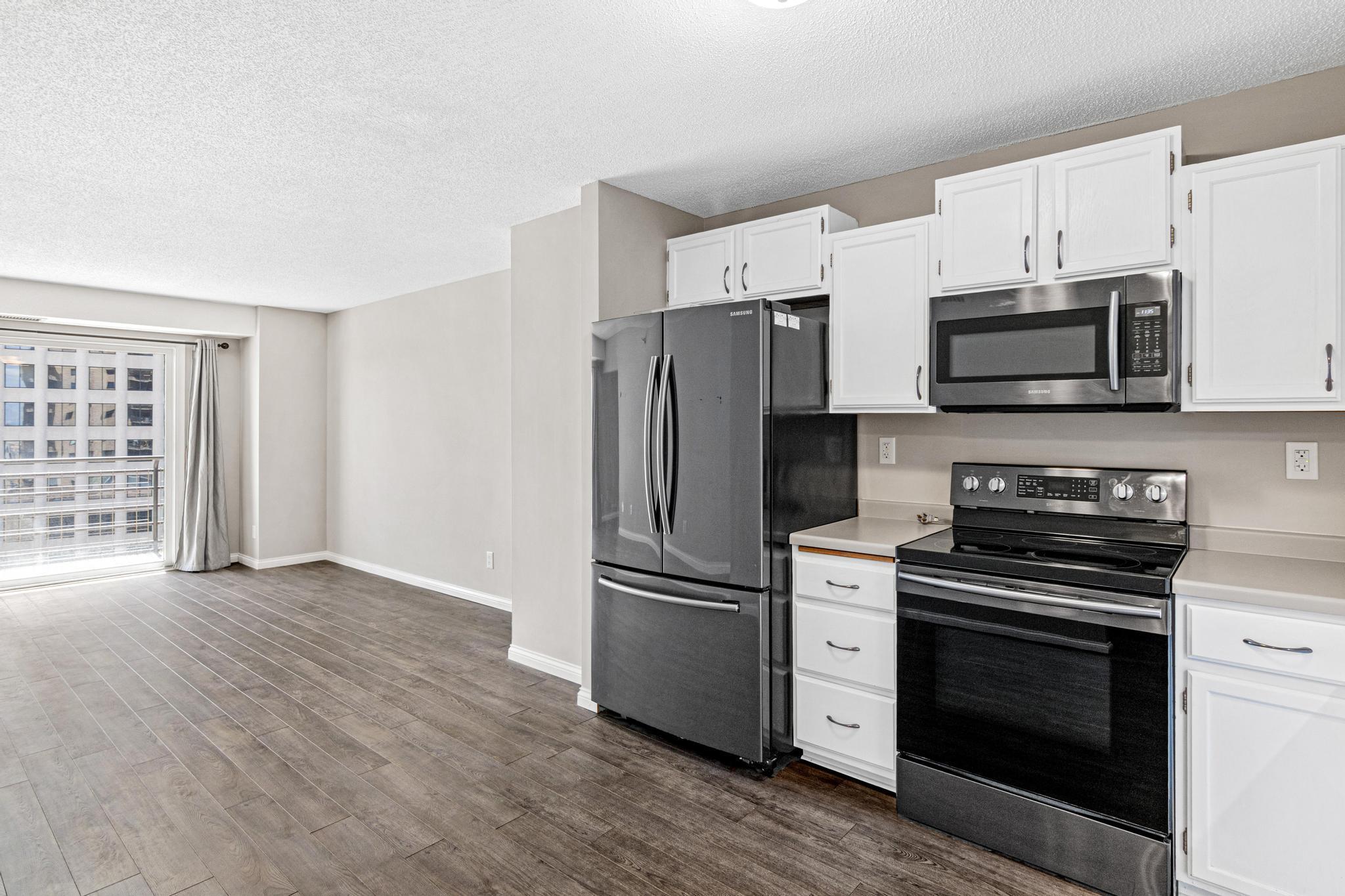 66 9th Street E 1613