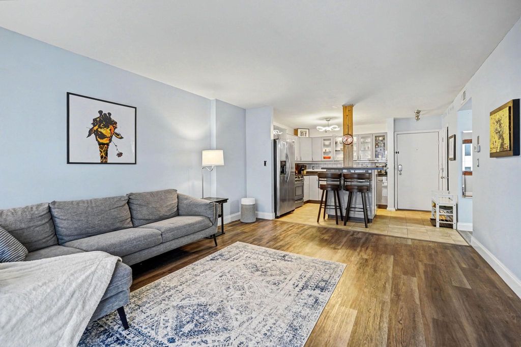 Photo of 121 Washington Avenue S #1411, Minneapolis, MN 55401 (MLS # 7020815)