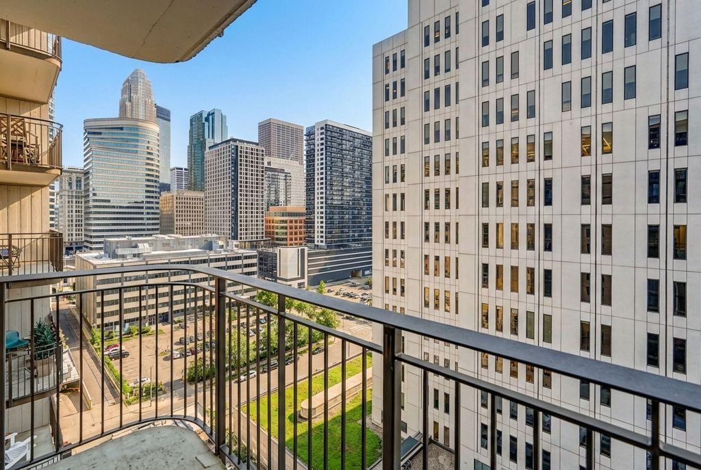 Photo of 121 Washington Avenue S #1411, Minneapolis, MN 55401 (MLS # 7020815)