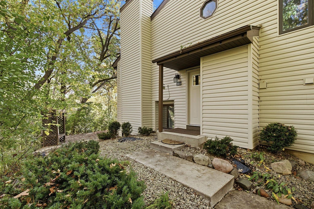 Photo of 289 River Woods Lane, Burnsville, MN 55337 (MLS # 7154232)