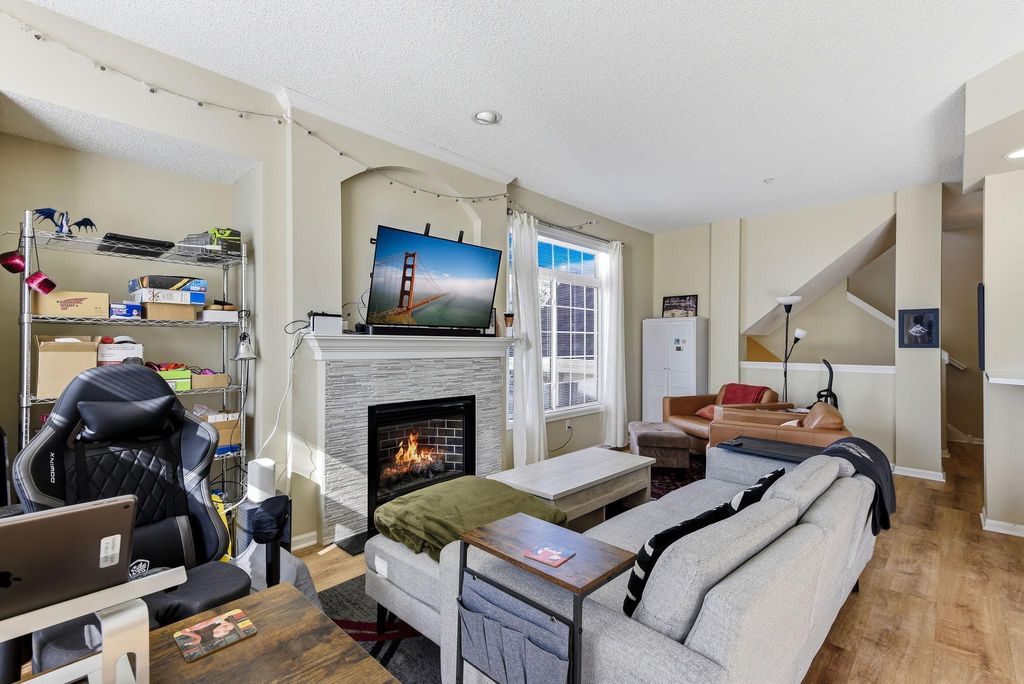 Photo of 13800 52nd Avenue N, Plymouth, MN 55446 (MLS # 7026999)