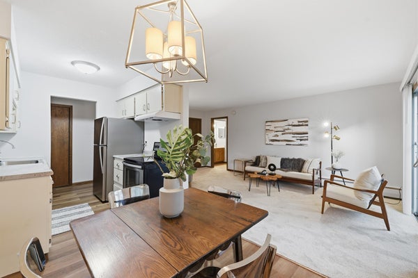 709 11TH AVE S APT 5, HOPKINS, MN 55343 - Image 2a07c359334bcabdfbdfa24f35205bdc/427728622