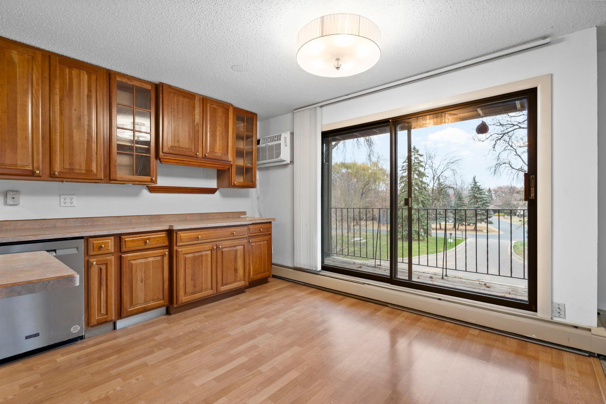 3431 Kent Street 801