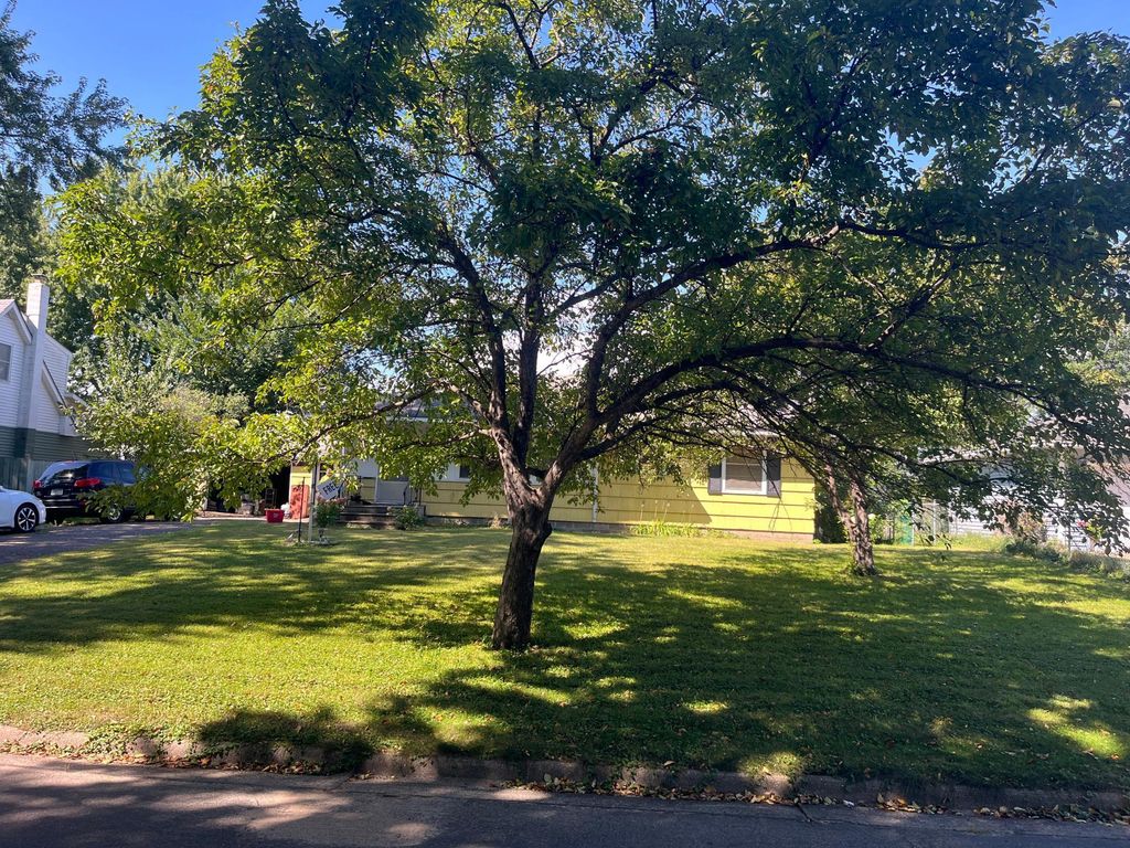 Photo of 11360 Quince Street NW, Coon Rapids, MN 55448 (MLS # 7004150)