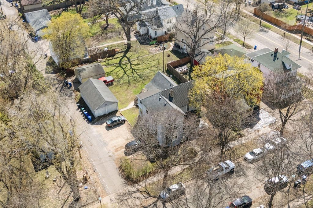 Photo of 2048 Carroll Avenue, Saint Paul, MN 55104 (MLS # 7053661)