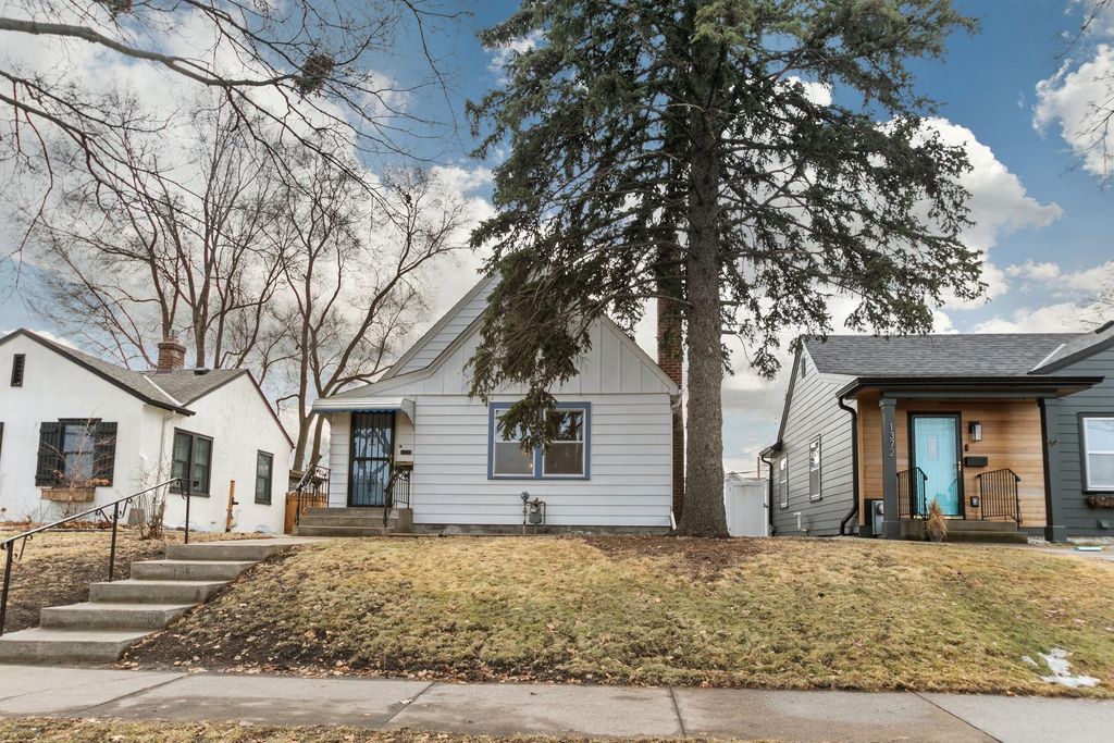 Photo of 1368 Hartford Avenue, Saint Paul, MN 55116 (MLS # 7031809)